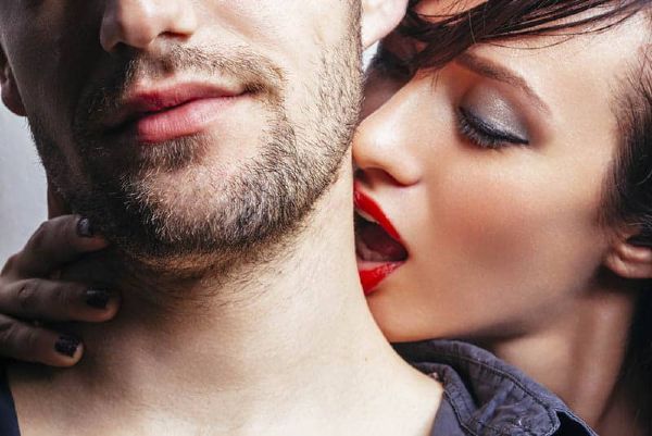 Cómo seducir a un hombre explicado en 10 consejos
